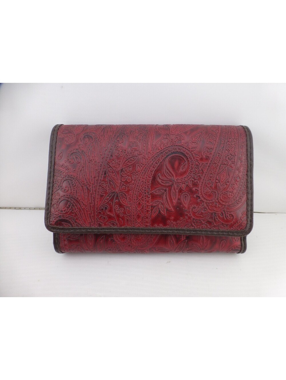 Pelle Women's Deep Red Embossed Paisley Faux Leather Tri-Fold Wallet B4